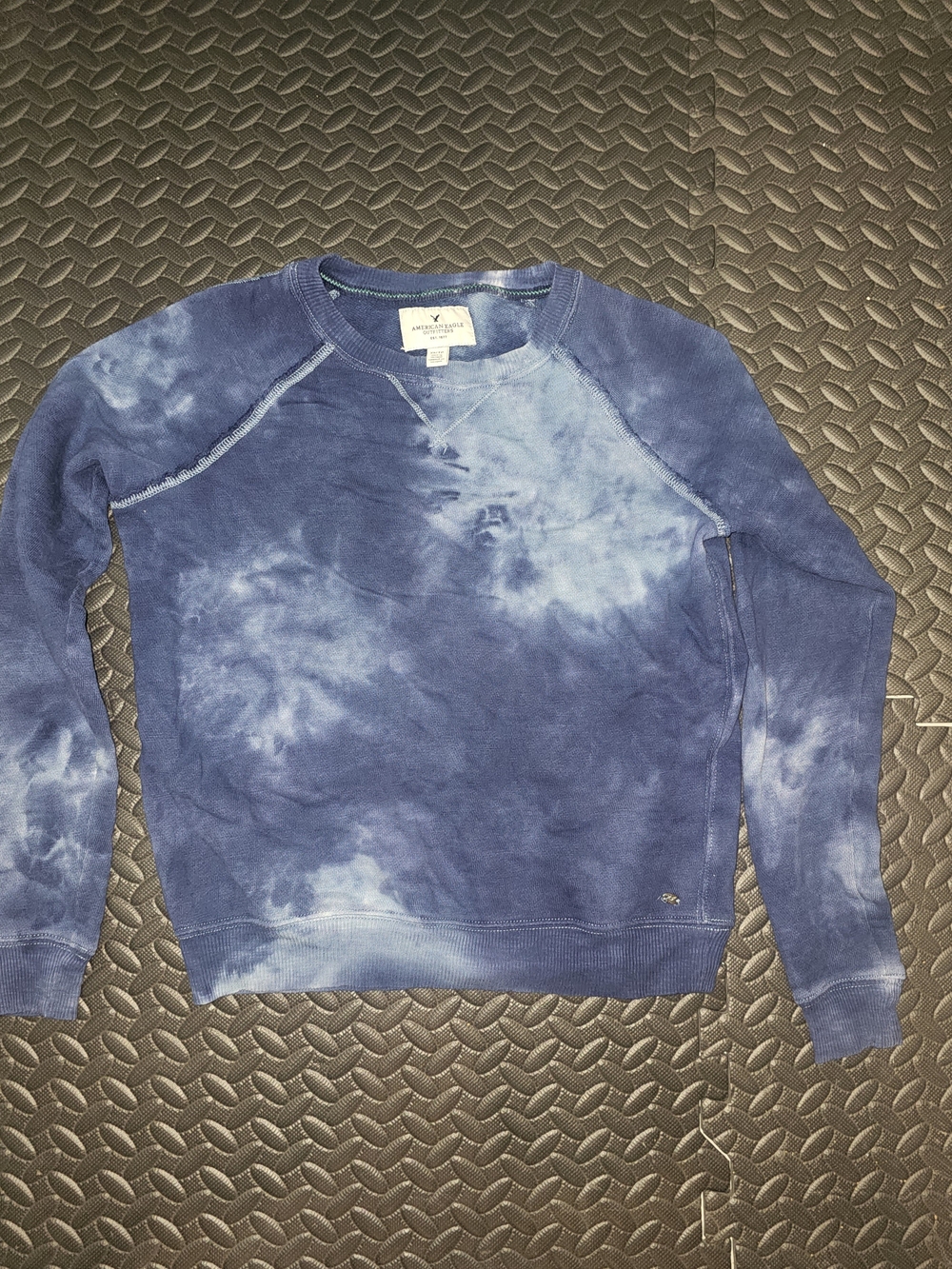 American Eagle Outfitters Tie-Dye Blue Crewneck Sweatshirt for Men